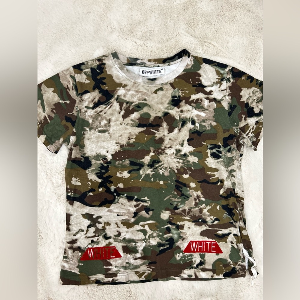 Off-White Camouflage Tee